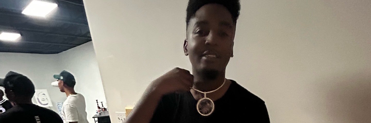 gurldatsdraco's profile banner image