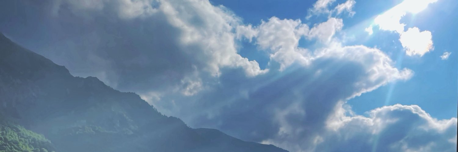 randKRM's profile banner image
