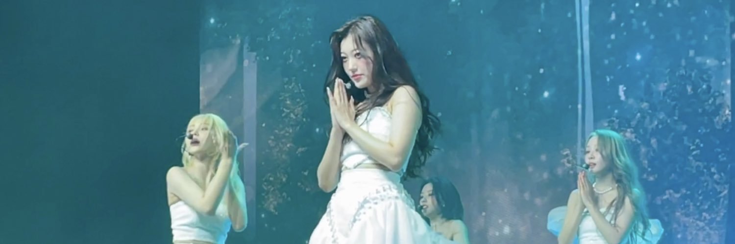 skyluminates's profile banner image