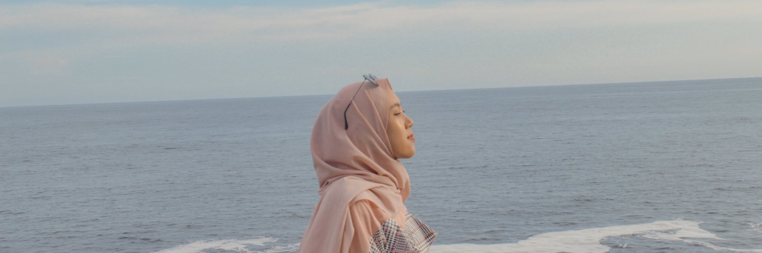 oktadeww's profile banner image