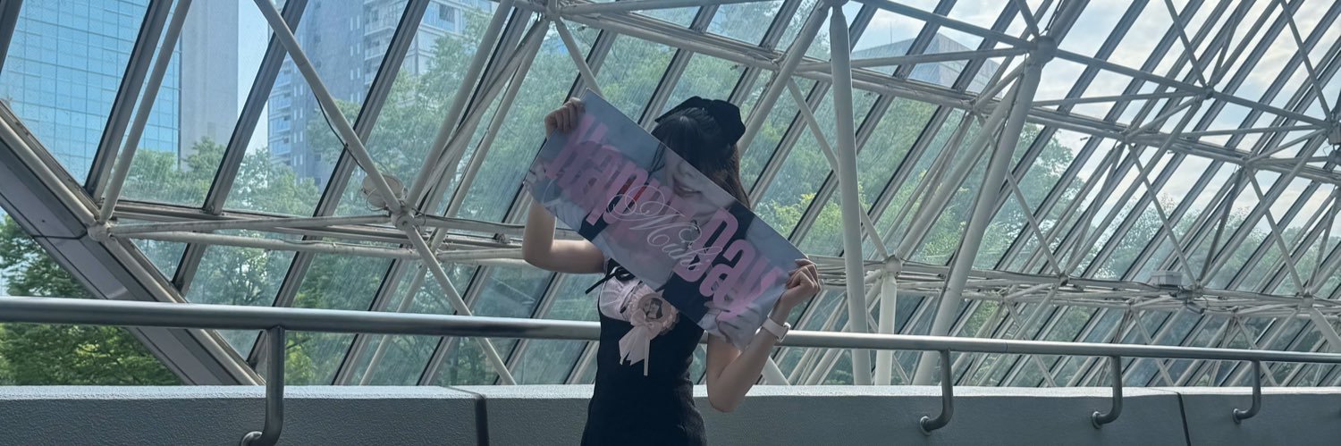 miiym20's profile banner image