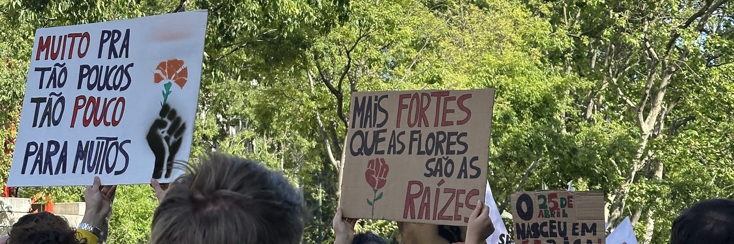 Tomás's banner