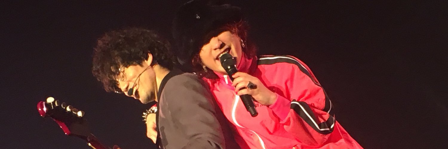 maibottle's profile banner image