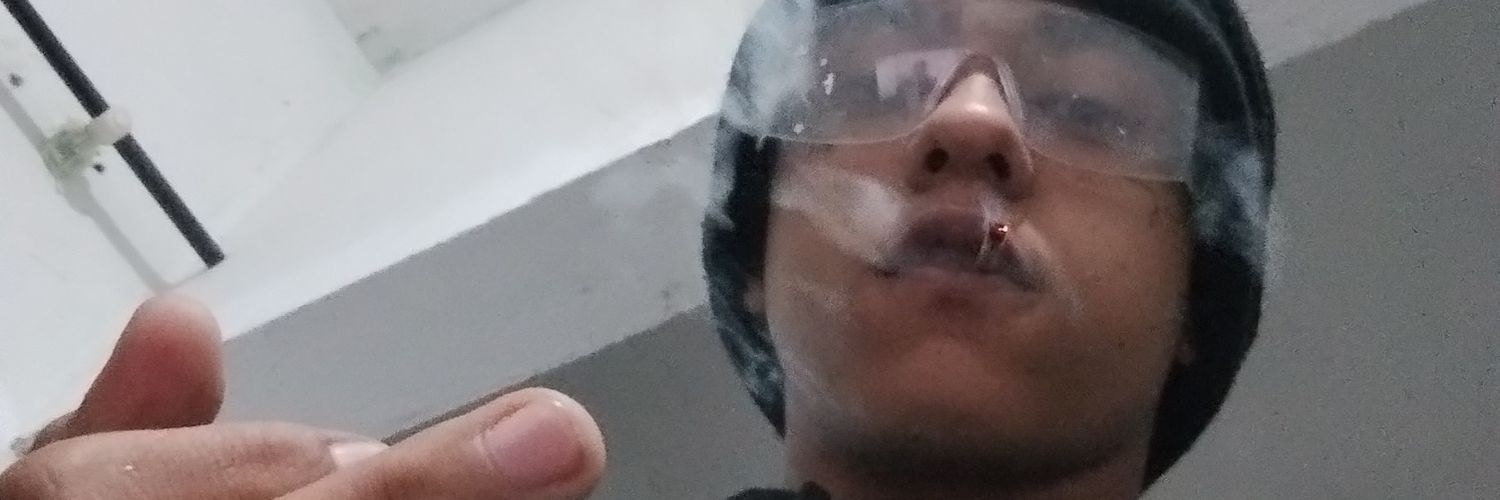 flnfiel2_'s profile banner image