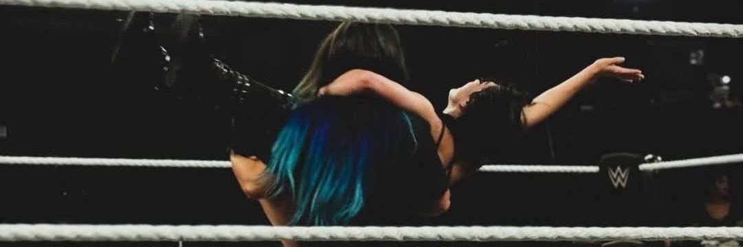 𝒰𝓃𝒹𝑒𝓇𝒸𝓁𝒶𝓈𝓈 𝐻𝑒𝓇𝑜 banner