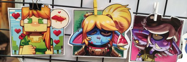 mooniekinda Profile Banner