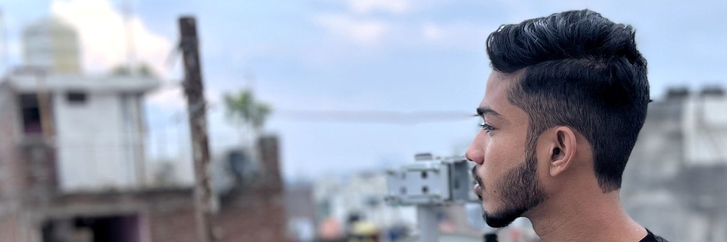 Yrtweets's profile banner image
