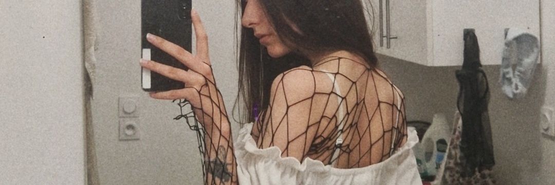 Laura banner