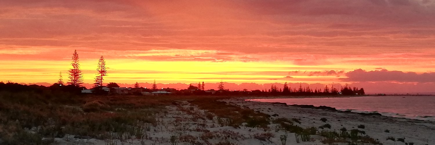 8_Bit_Sunset's profile banner image