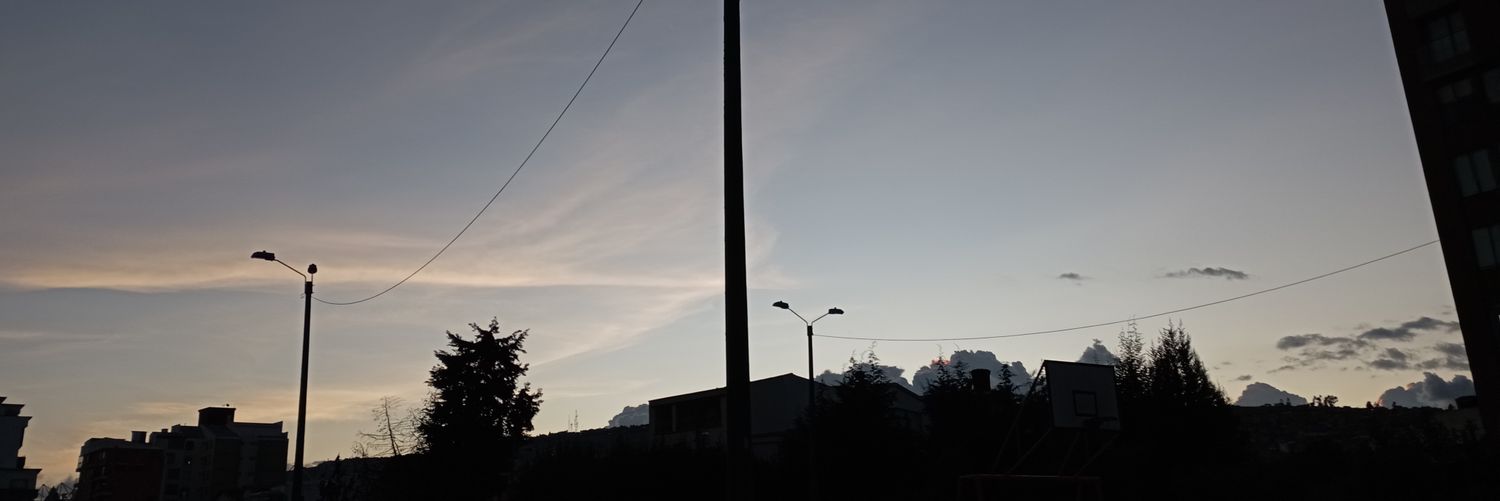 Chevi😶‍🌫️. banner