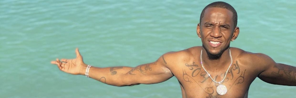 Bizzelda Blanco banner