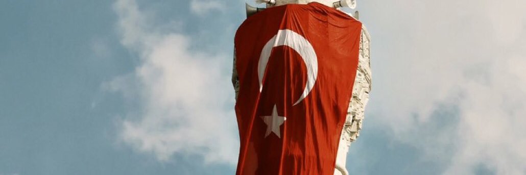 ayse_a2504's profile banner image
