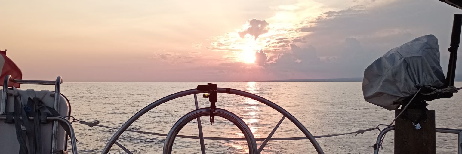 tom_byr's profile banner image
