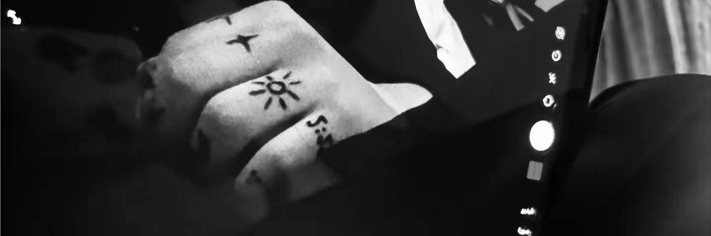 Eryx banner