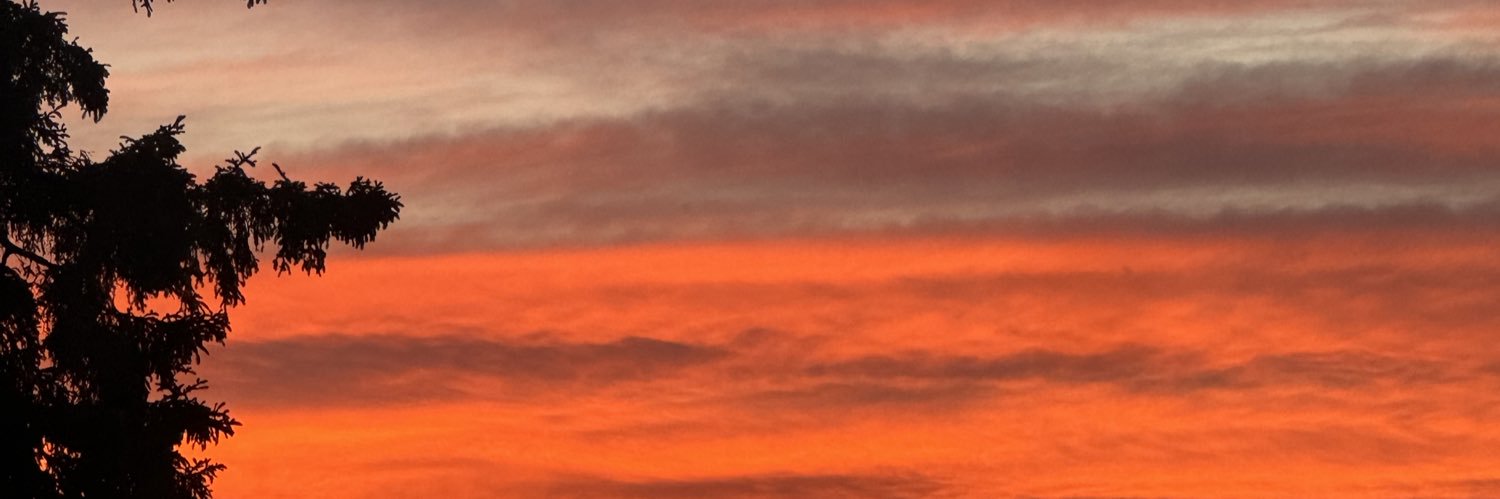 ashmigzz's profile banner image
