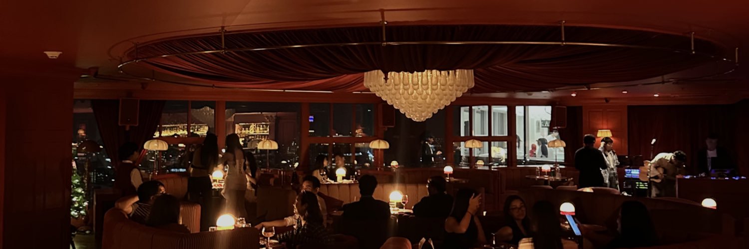 ซาเวนเซิร์ฟ banner