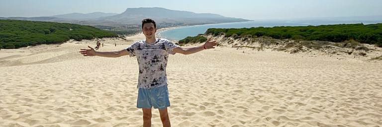 alv95's profile banner image
