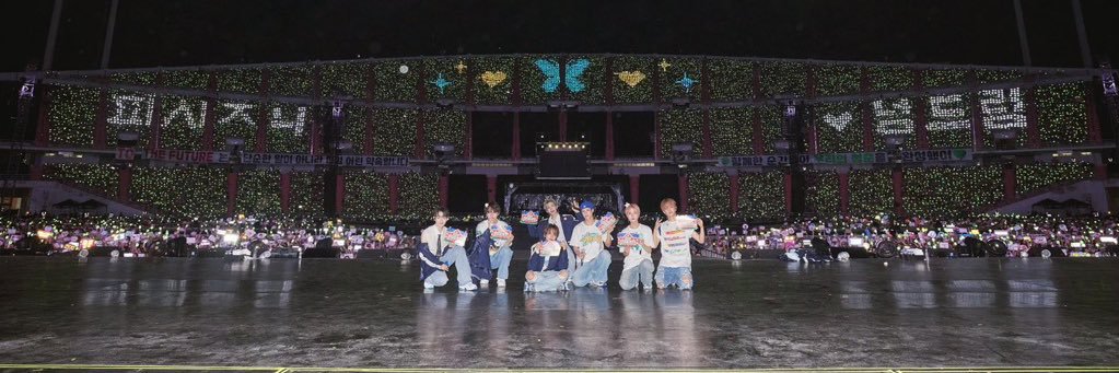ตอขอ ลี .◜◡◝ banner