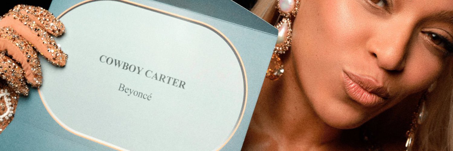 ✭ valarie ✭'s banner