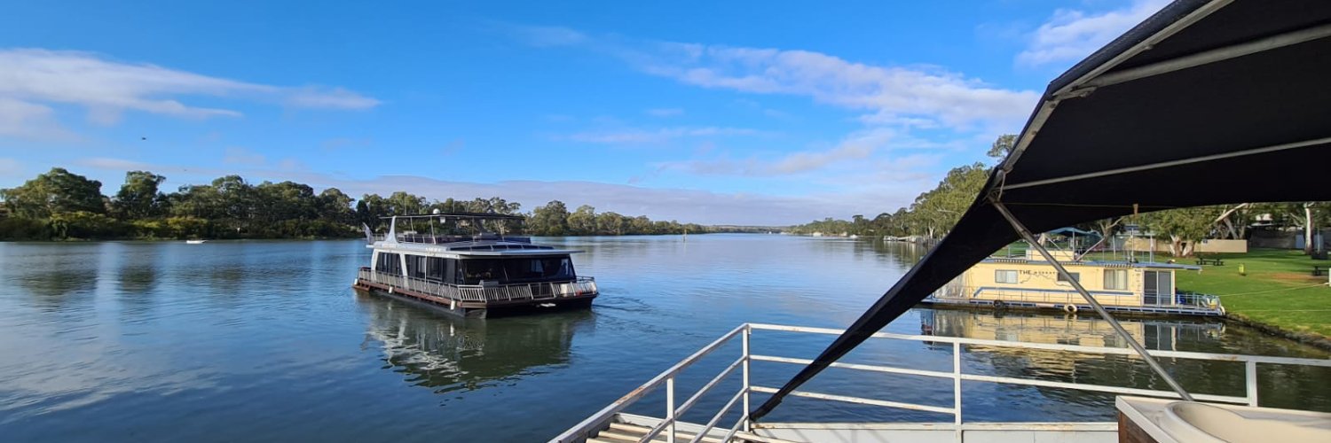 Simon Medhurst 💉🌸🌸🌸🌸 banner