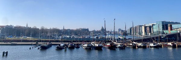 bilingual_lab Profile Banner