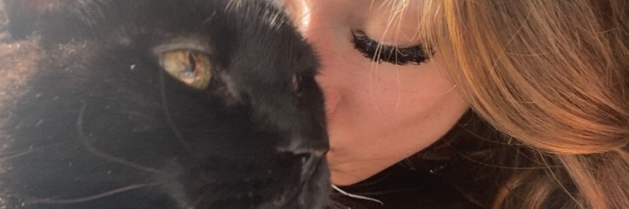 kara_shea's profile banner image