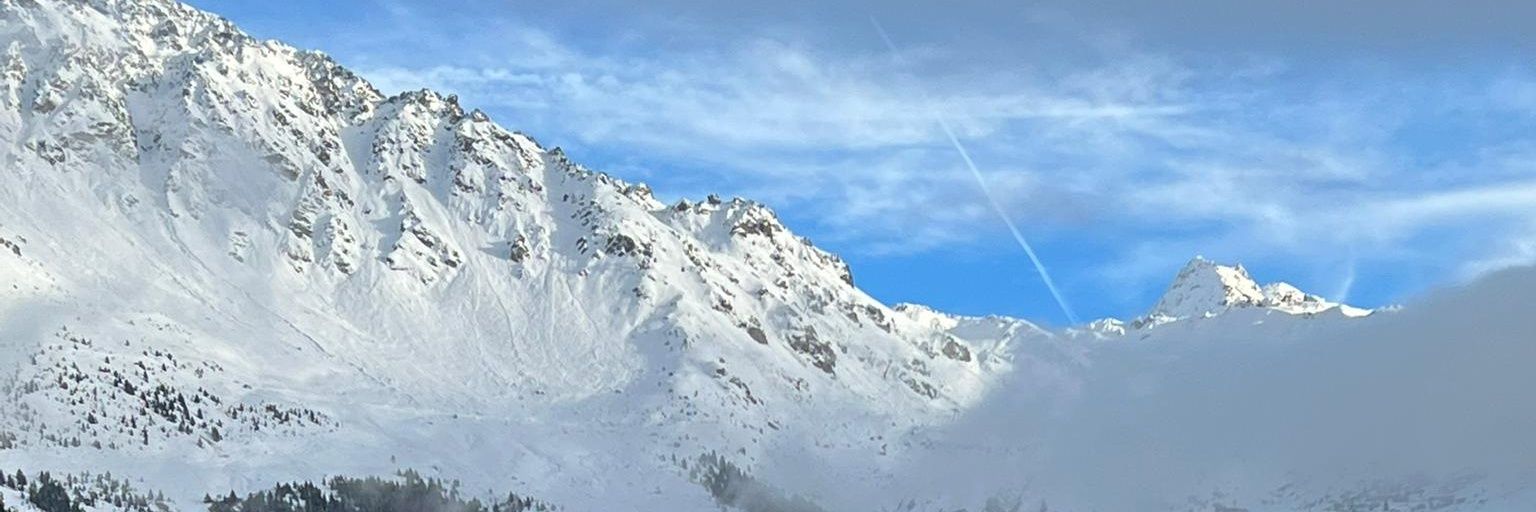 velilla10's profile banner image