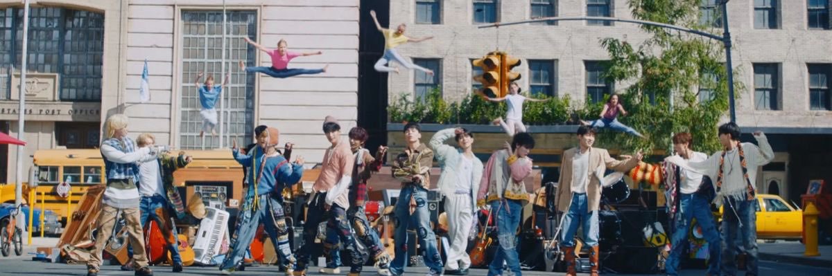 Ysa 🌹 banner