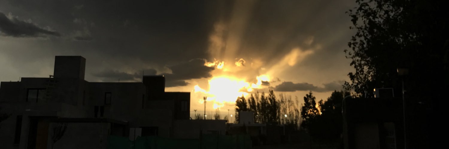 Juli_graff_'s profile banner image