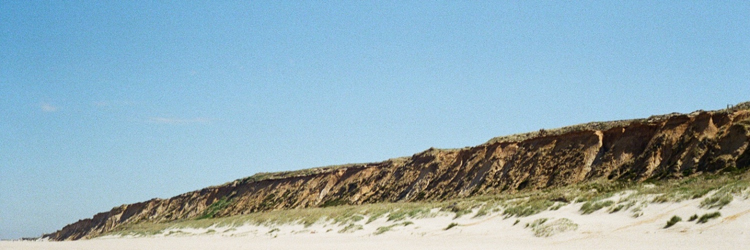 hennnnes's profile banner image