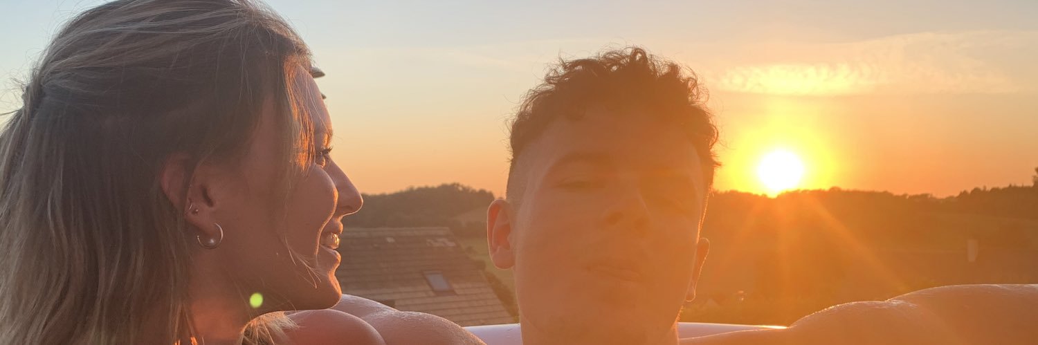EsnaultManon's profile banner image