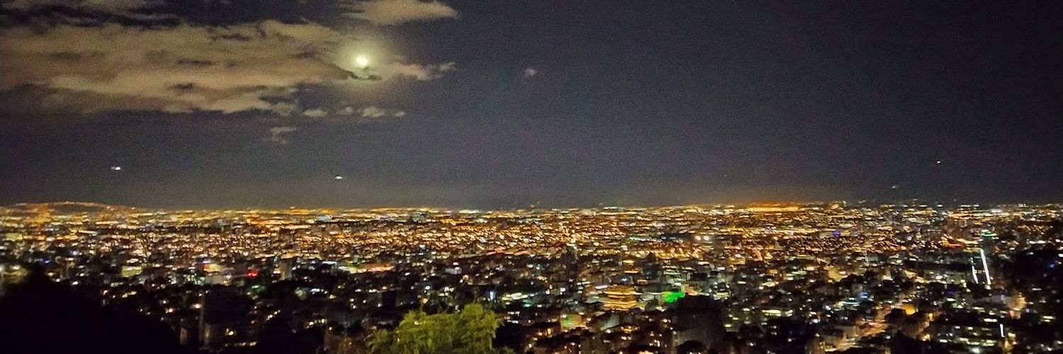 FelooVillamil's profile banner image
