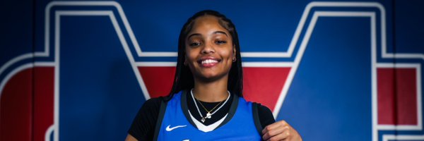 Aniahholmes Profile Banner