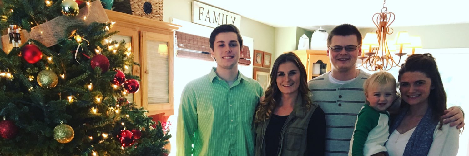 C_Mel21's profile banner image