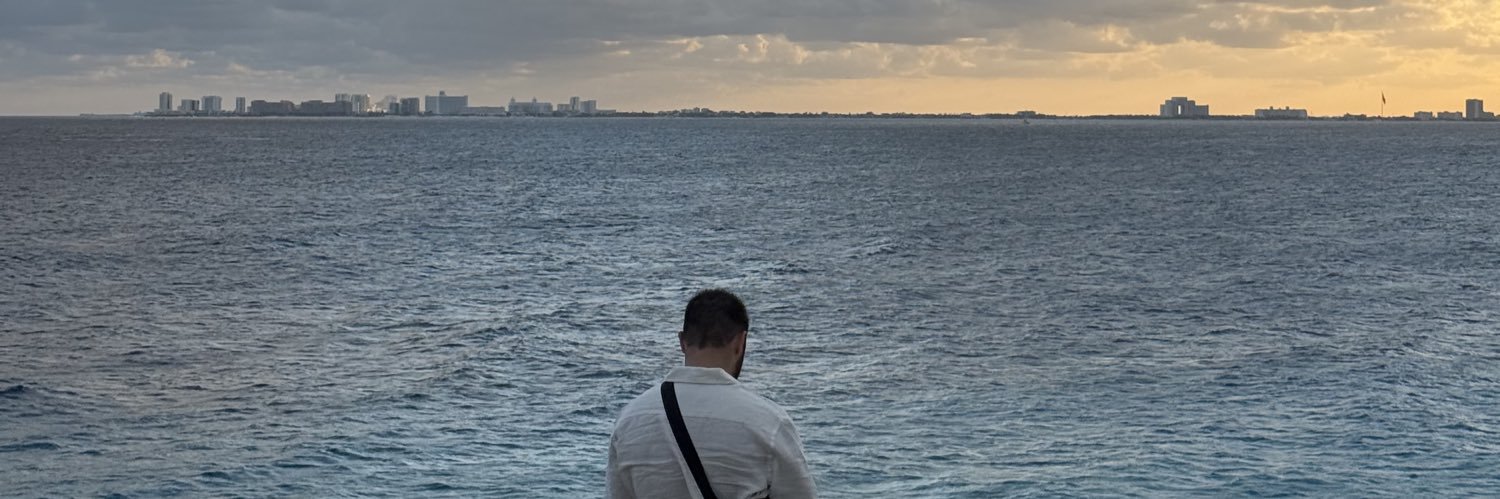 Ale1dro's profile banner image