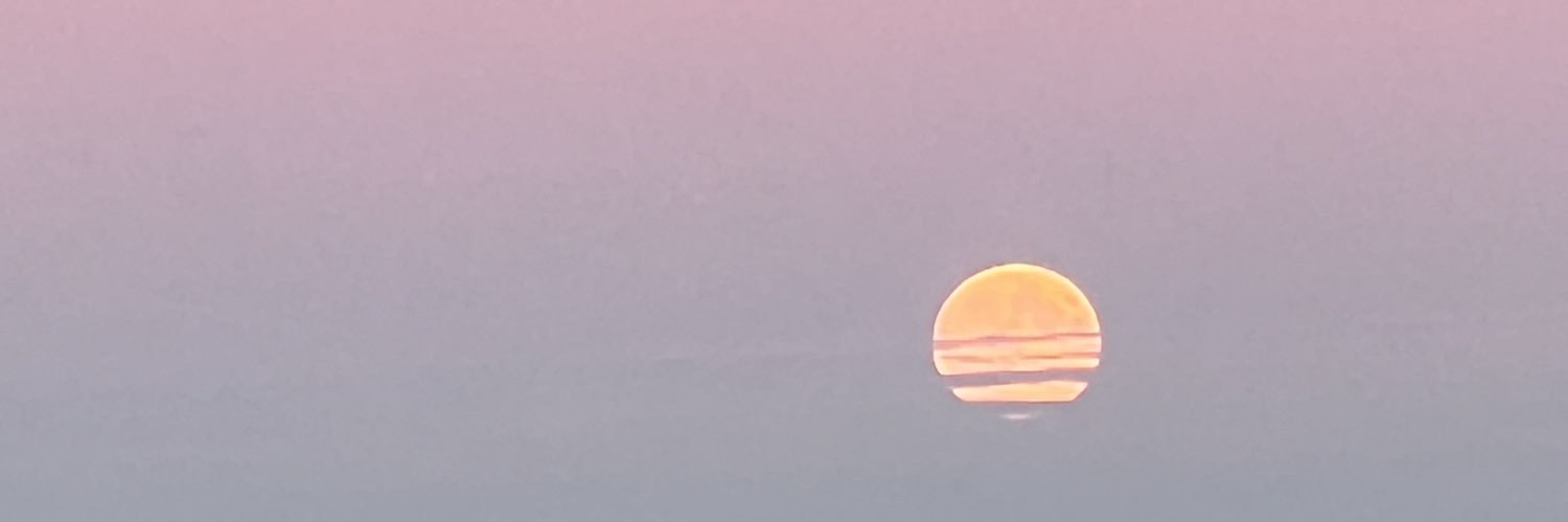 Ей пріл's banner