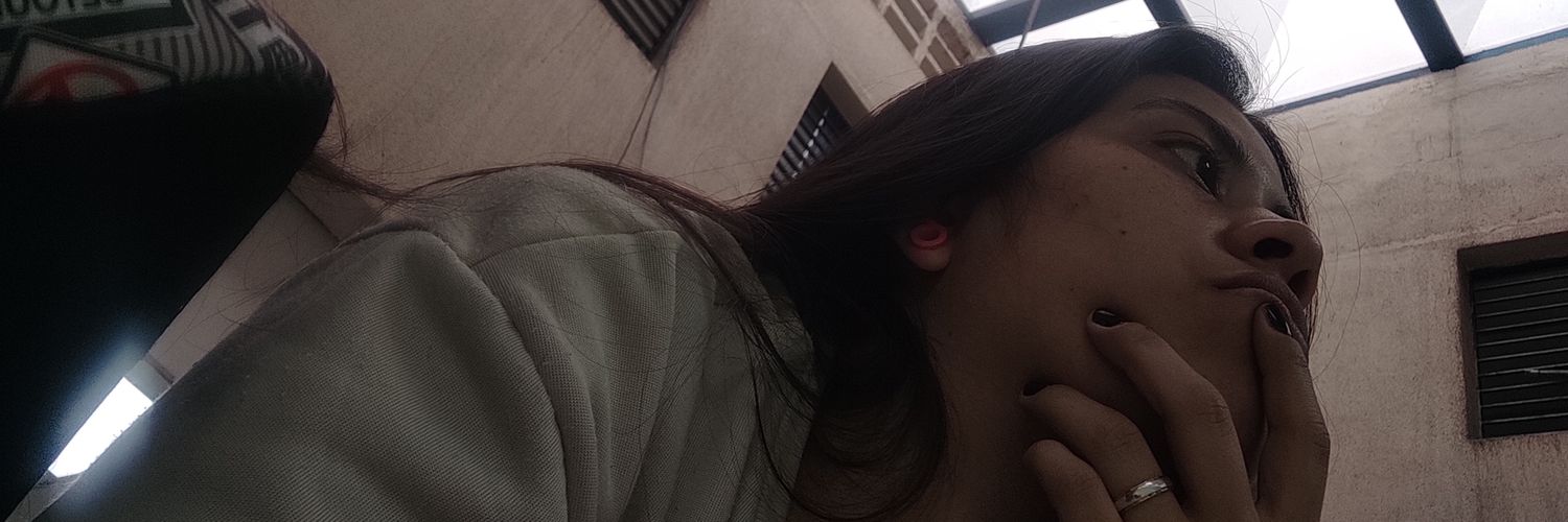 Anais_1995's profile banner image