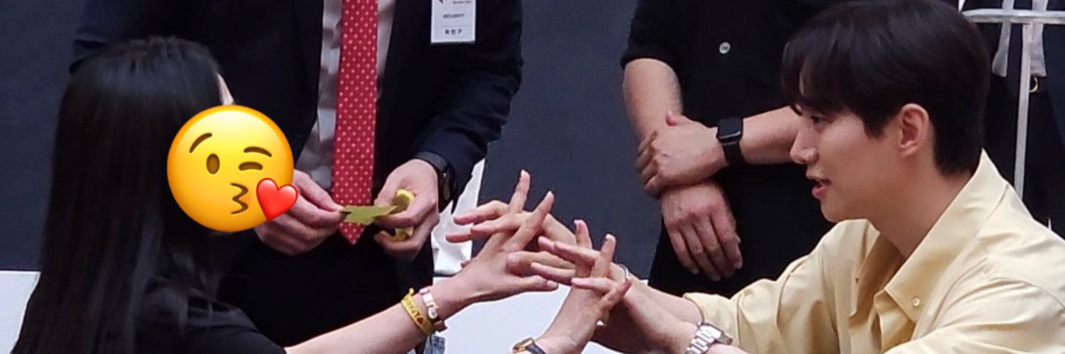 junho_lovejoy's profile banner image
