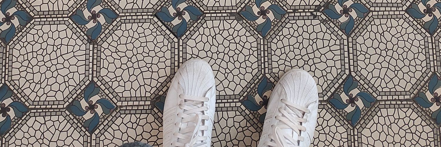 evavelcor's profile banner image