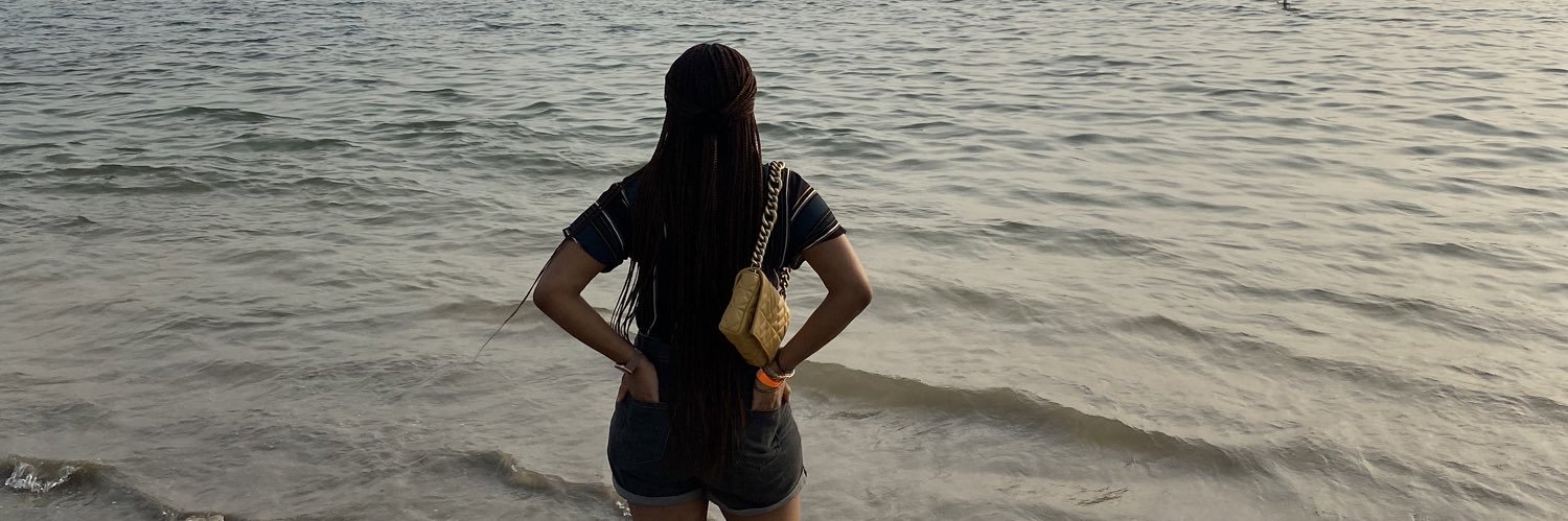 fredah_'s profile banner image