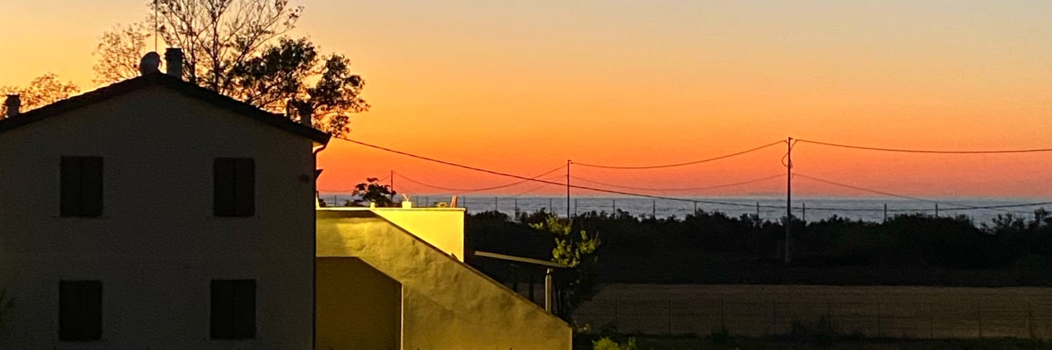 nowherevampetti's profile banner image