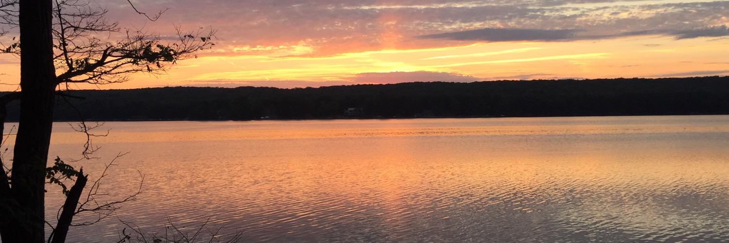 kristen_squires's profile banner image