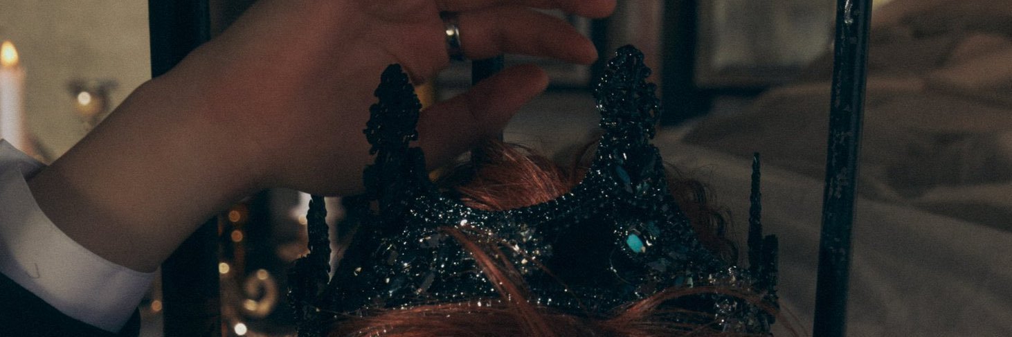 𝐚𝐳𝐮𝐫𝐞 banner