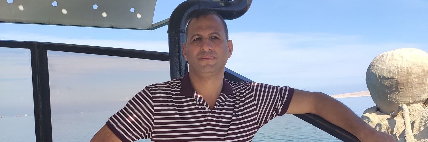 monaim's profile banner image