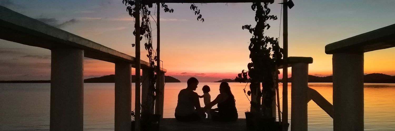 deebeenaa's profile banner image