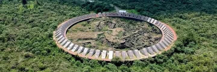 carl🌝s dávalos banner