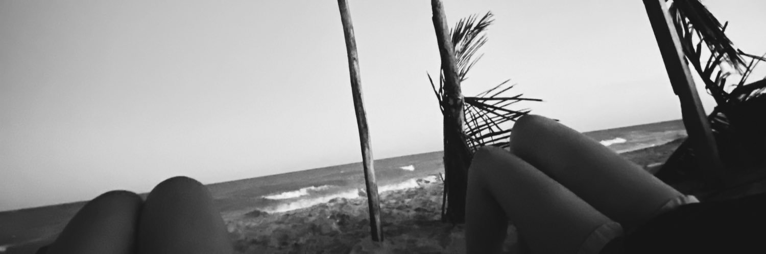 annasreaction's profile banner image