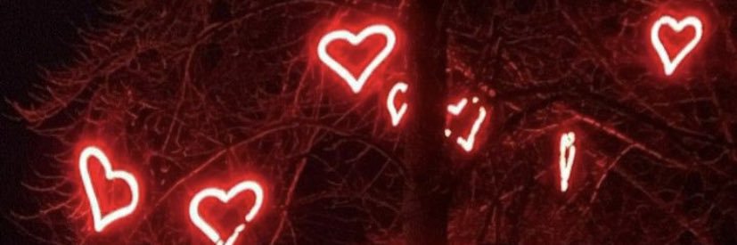 louverontour's profile banner image