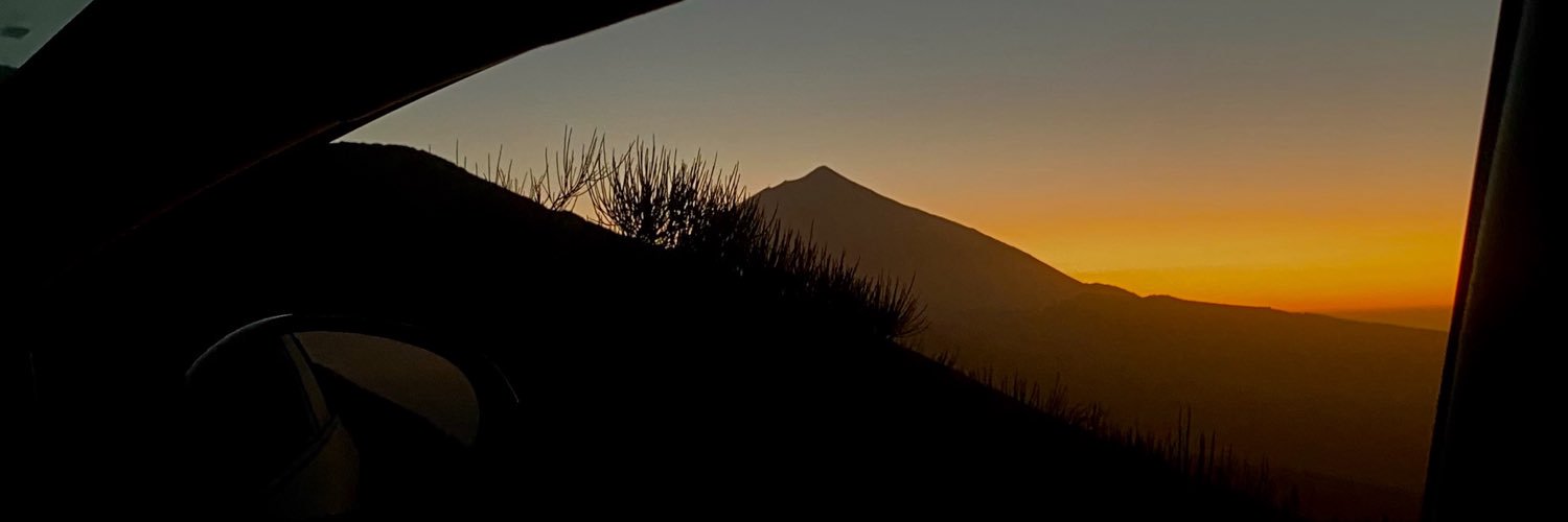 ainoaaveraa's profile banner image