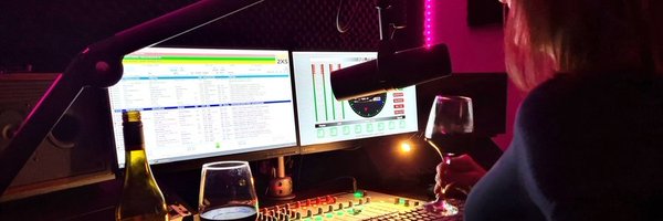 2xsRadio Profile Banner